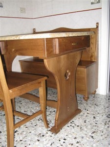 tavolo_fratino_con_sedie_castagno_massello